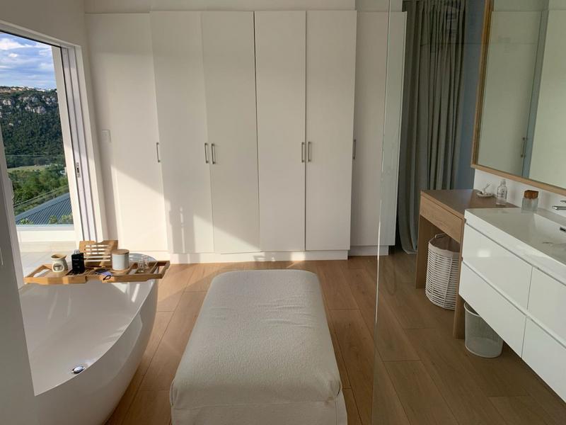 To Let 4 Bedroom Property for Rent in Brackenridge Western Cape